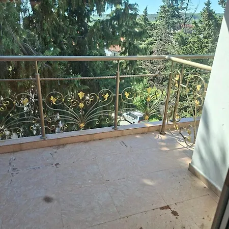 דירה кристиан *
