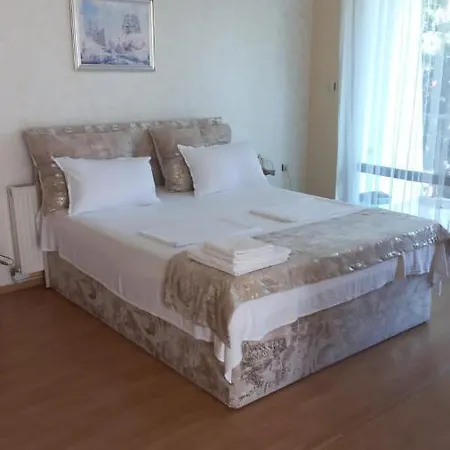 кристиан Διαμέρισμα Σωζόπολη