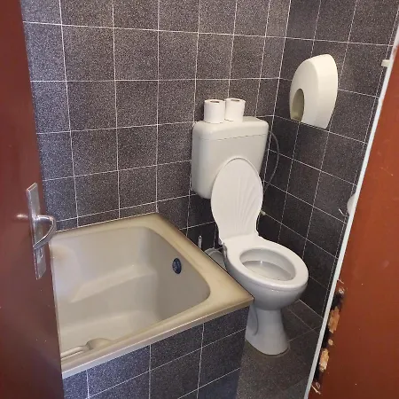 кристиан Διαμέρισμα Σωζόπολη